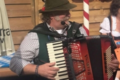 Musiker-im-Garten